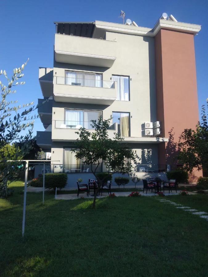 Hotel Ksamili Exteriér fotografie