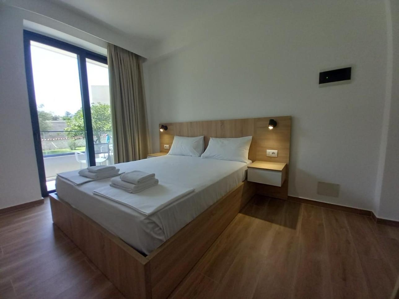 Hotel Ksamili Exteriér fotografie