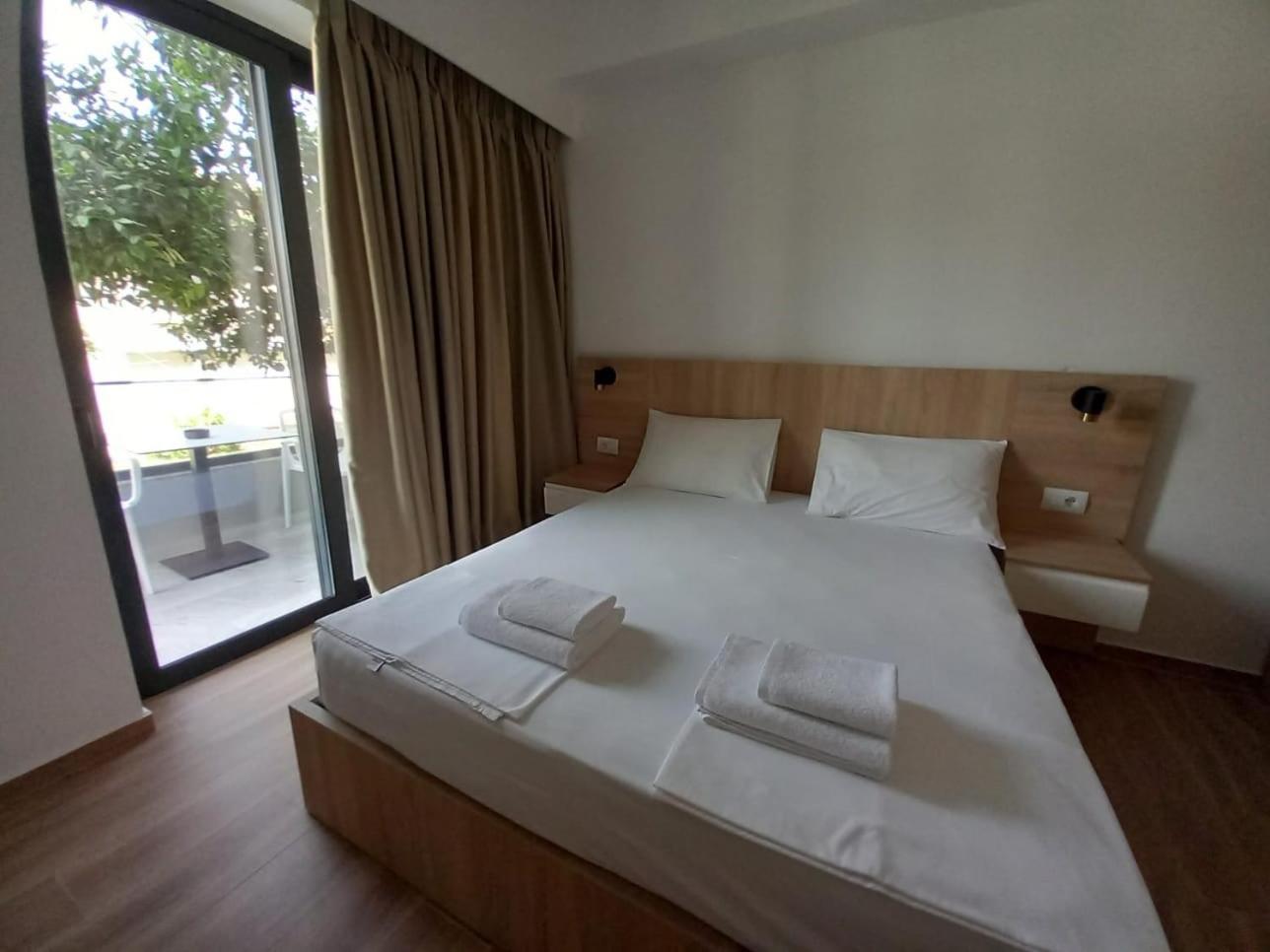 Hotel Ksamili Exteriér fotografie